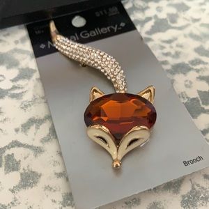 Fox brooch